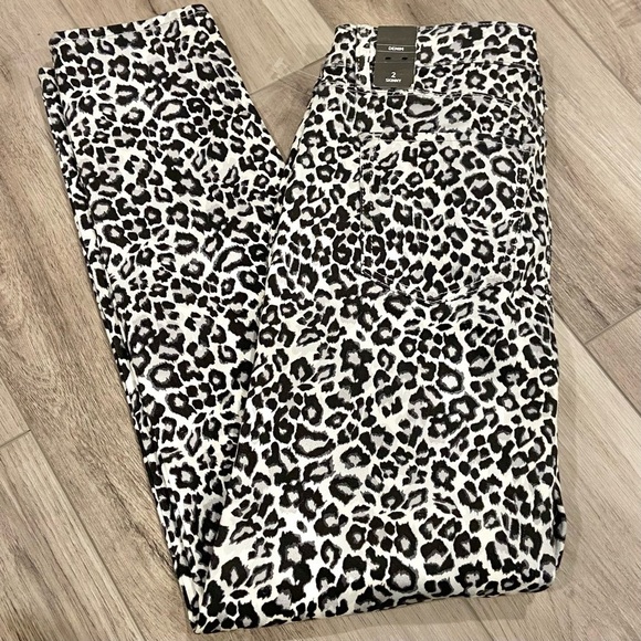 White House Black Market Skinny Ankle Denim Jeans NWT - Picture 1 of 6